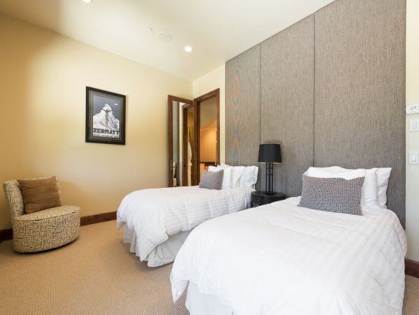 Elite Rental in the Colony, ski in ski out