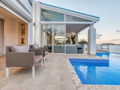 Saint Martin Bay Front 5 Bedroom Rental Home with Pool