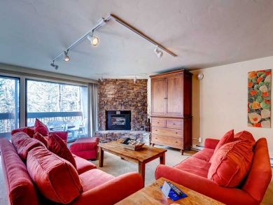 Vail Three Bedroom Vacation Condo Rental Sleeps Eight Guests