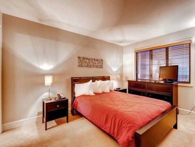 Vail Three Bedroom Vacation Condo Rental Sleeps Eight Guests
