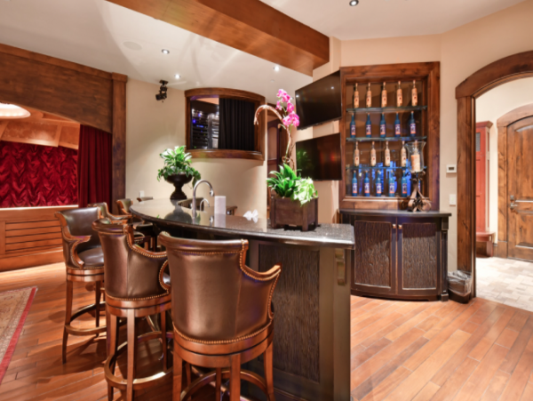 Stunning Ski In/Ski Out Chalet Pool Fitness Room & Theater