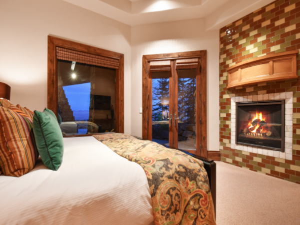 Stunning Ski In/Ski Out Chalet Pool Fitness Room & Theater