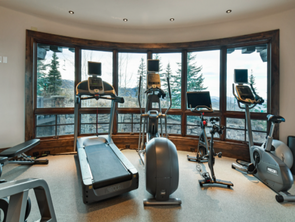 Stunning Ski In/Ski Out Chalet Pool Fitness Room & Theater