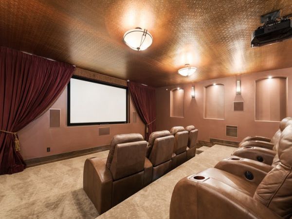 Luxury Utah Five Bedroom Vacation Townhome Sleeps 12 Guests