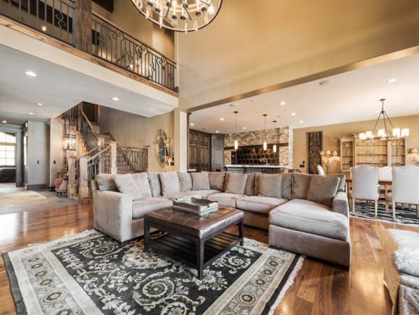 Luxury Utah Five Bedroom Vacation Townhome Sleeps 12 Guests