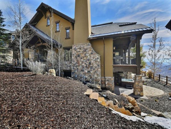 Luxury Utah Five Bedroom Vacation Townhome Sleeps 12 Guests