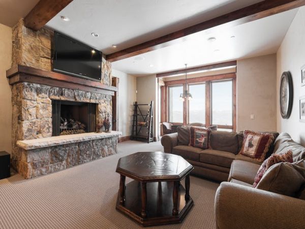 Ski in Ski Out Deer Crest home