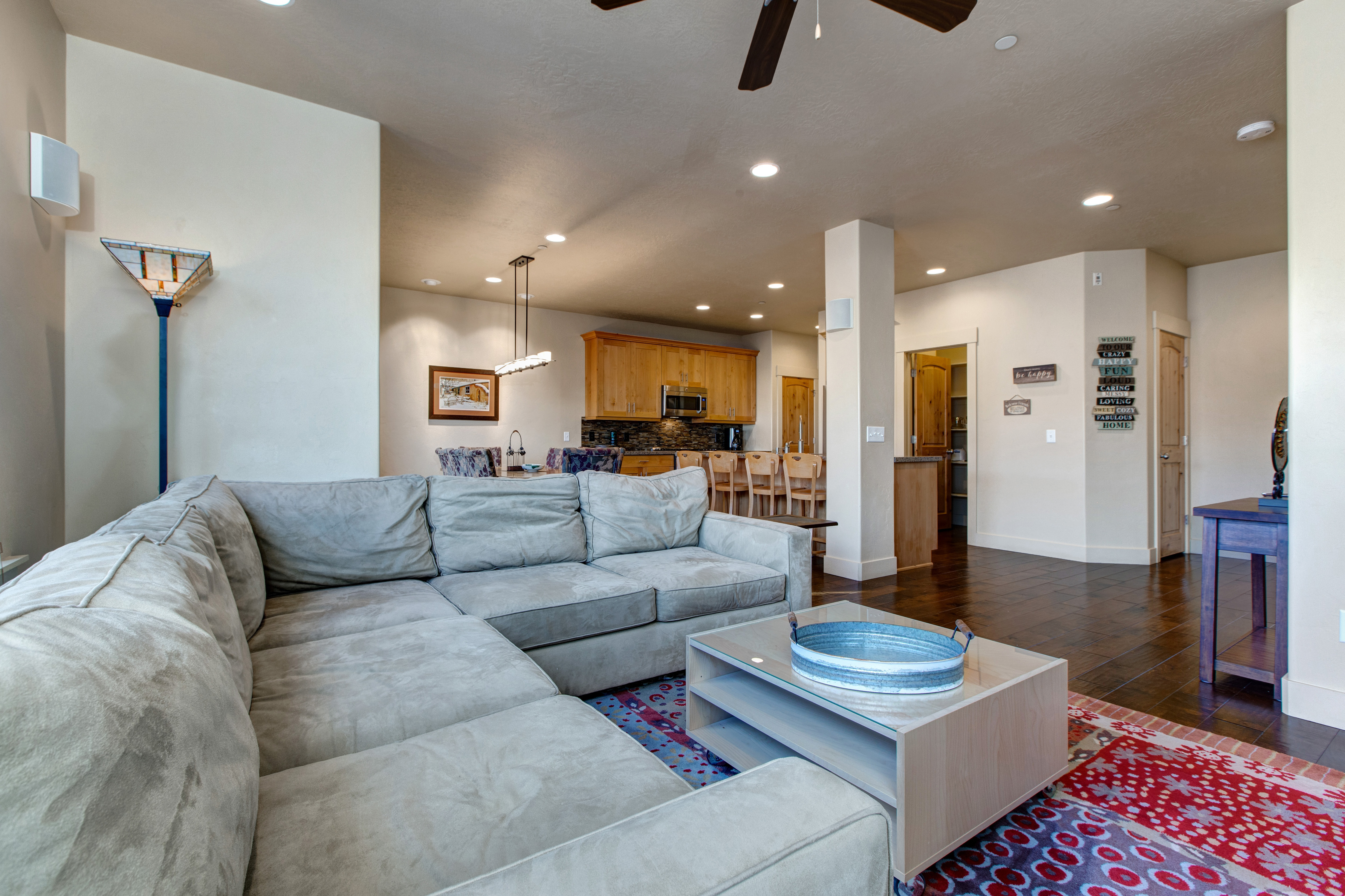 Beautiful 4 Bedroom Townhome with Stunning Views