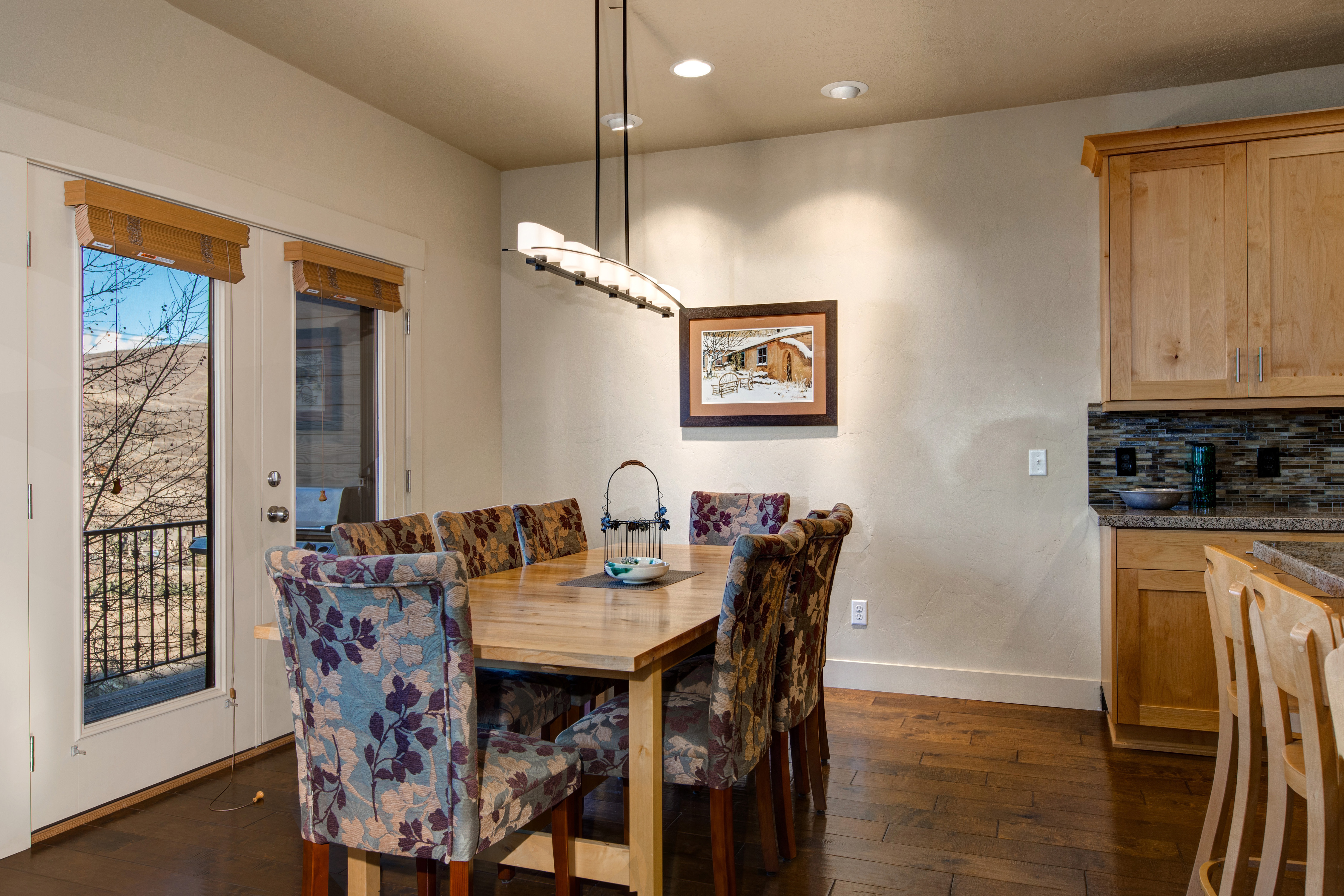 Beautiful 4 Bedroom Townhome with Stunning Views