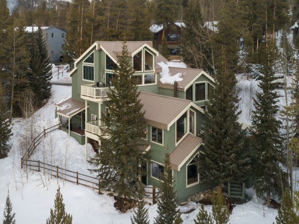 Breckenridge Ski  Vacation Home Sleeps Sixteen Guests