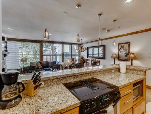 Vail Vacation Condo Sleeps Six Guests