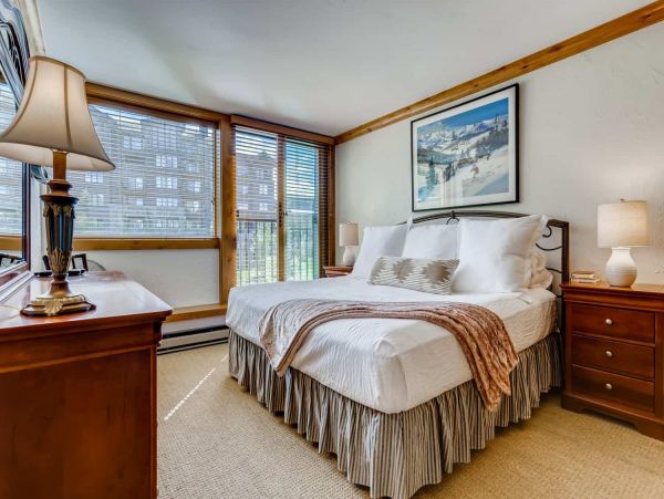 Vail Vacation Condo Sleeps Six Guests