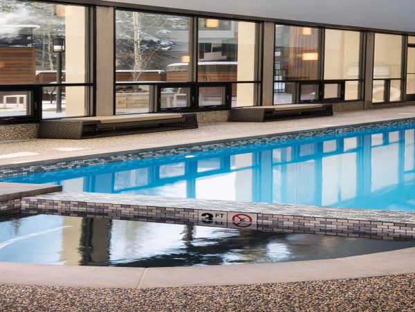 Vail Vacation Condo Sleeps Six Guests