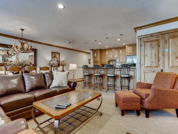 Vail Vacation Condo Sleeps Six Guests
