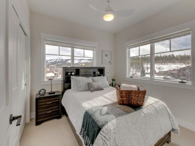 Winter Park Luxury 2 Bedroom Mountain View Condo