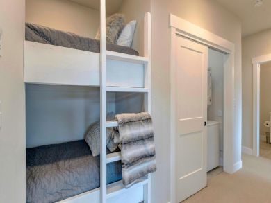 Winter Park Luxury 2 Bedroom Mountain View Condo