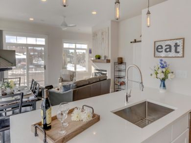 Winter Park Luxury 2 Bedroom Mountain View Condo