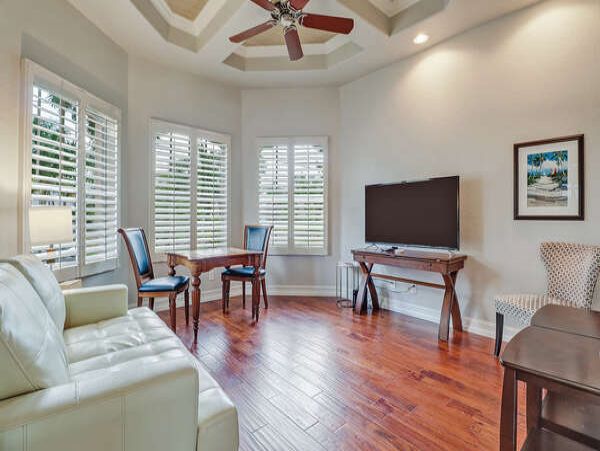 Cape Coral Luxury Vacation Rental Sleeps Six Guests