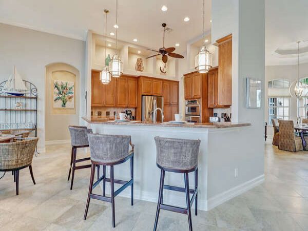 Cape Coral Luxury Vacation Rental Sleeps Six Guests