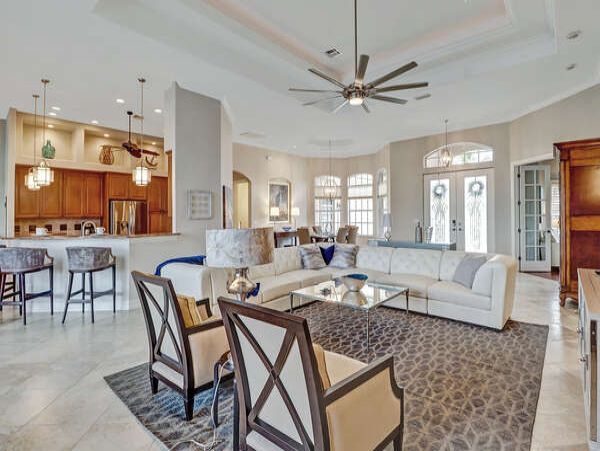 Cape Coral Luxury Vacation Rental Sleeps Six Guests