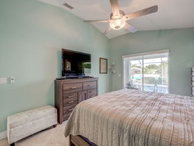 Canal Front 3 Bedrooms Vacation Home Sleeps 6 Guests