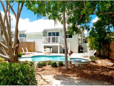 Holmes Beach Vacation Home Sleeps Six Guests