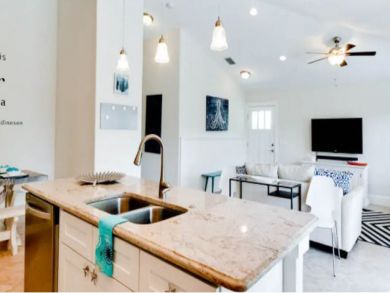 Holmes Beach Vacation Home Sleeps Six Guests