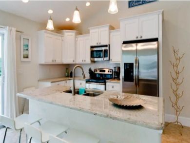 Holmes Beach Vacation Home Sleeps Six Guests