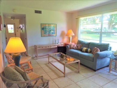Longboat Key Walk to Beach 2 Bedroom Condo