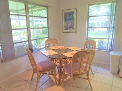 Longboat Key Walk to Beach 2 Bedroom Condo
