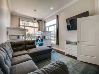 Scottsdale Vacation Home Sleeps Twenty Guests
