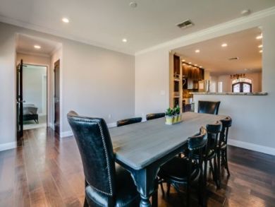 Scottsdale Vacation Home Sleeps Twenty Guests