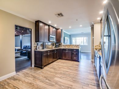 Scottsdale Vacation Home Sleeps Twenty Guests