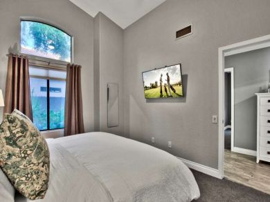 Scottsdale 5 Bedroom Vacation Home with Pool