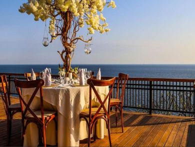 Ocean Front Four Bedroom Vacation Home in Acapulco