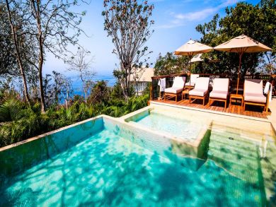Acapulco Five Bedroom Pool Home with Ocean View