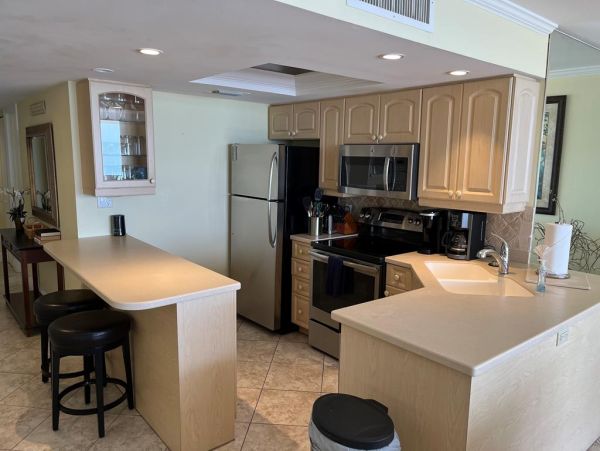 Experience Beachfront Living on Marco Island