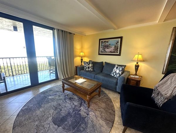 Experience Beachfront Living on Marco Island