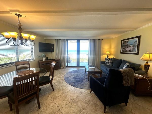 Experience Beachfront Living on Marco Island