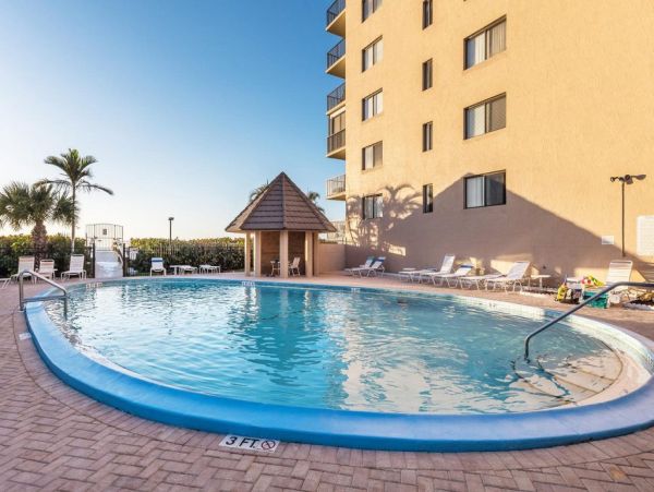 Experience Beachfront Living on Marco Island
