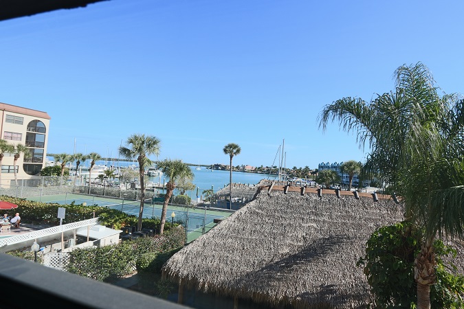 Marco Island Condo 923972