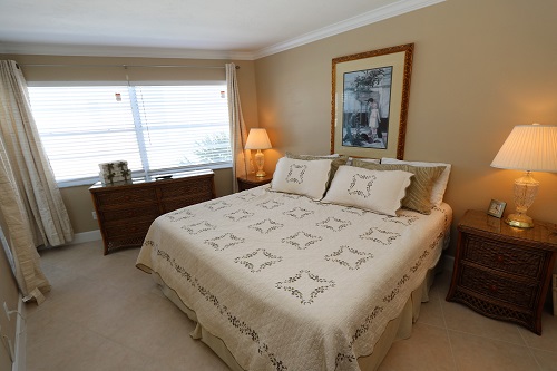 Marco Island Condo 923976