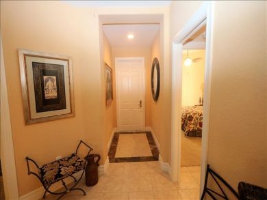 Naples Home 923980