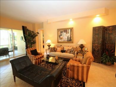 Naples Home 923980