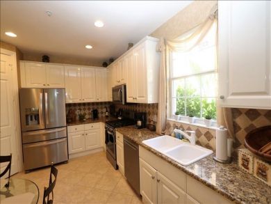 Naples Home 923980