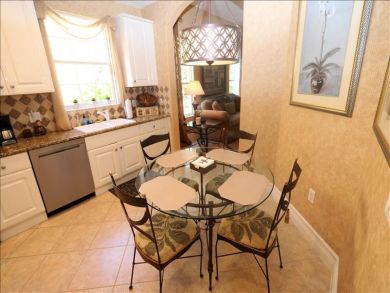 Naples Home 923980