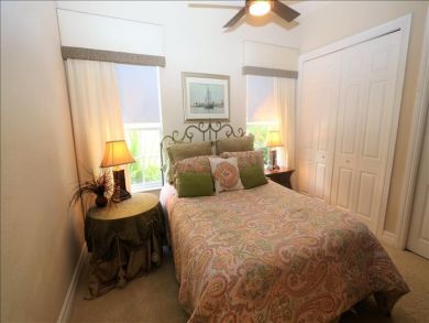 Naples Home 923980