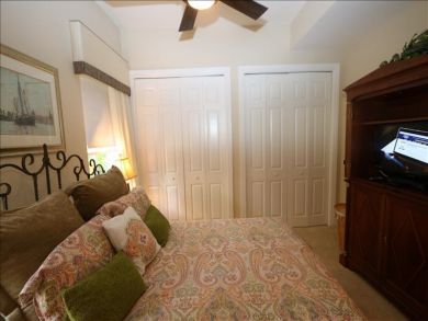 Naples Home 923980