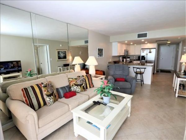 Value Priced Five Star Gulf Beach Views!
