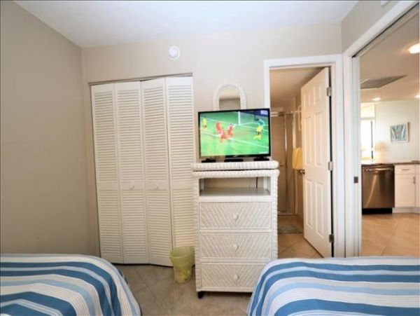 Value Priced Five Star Gulf Beach Views!